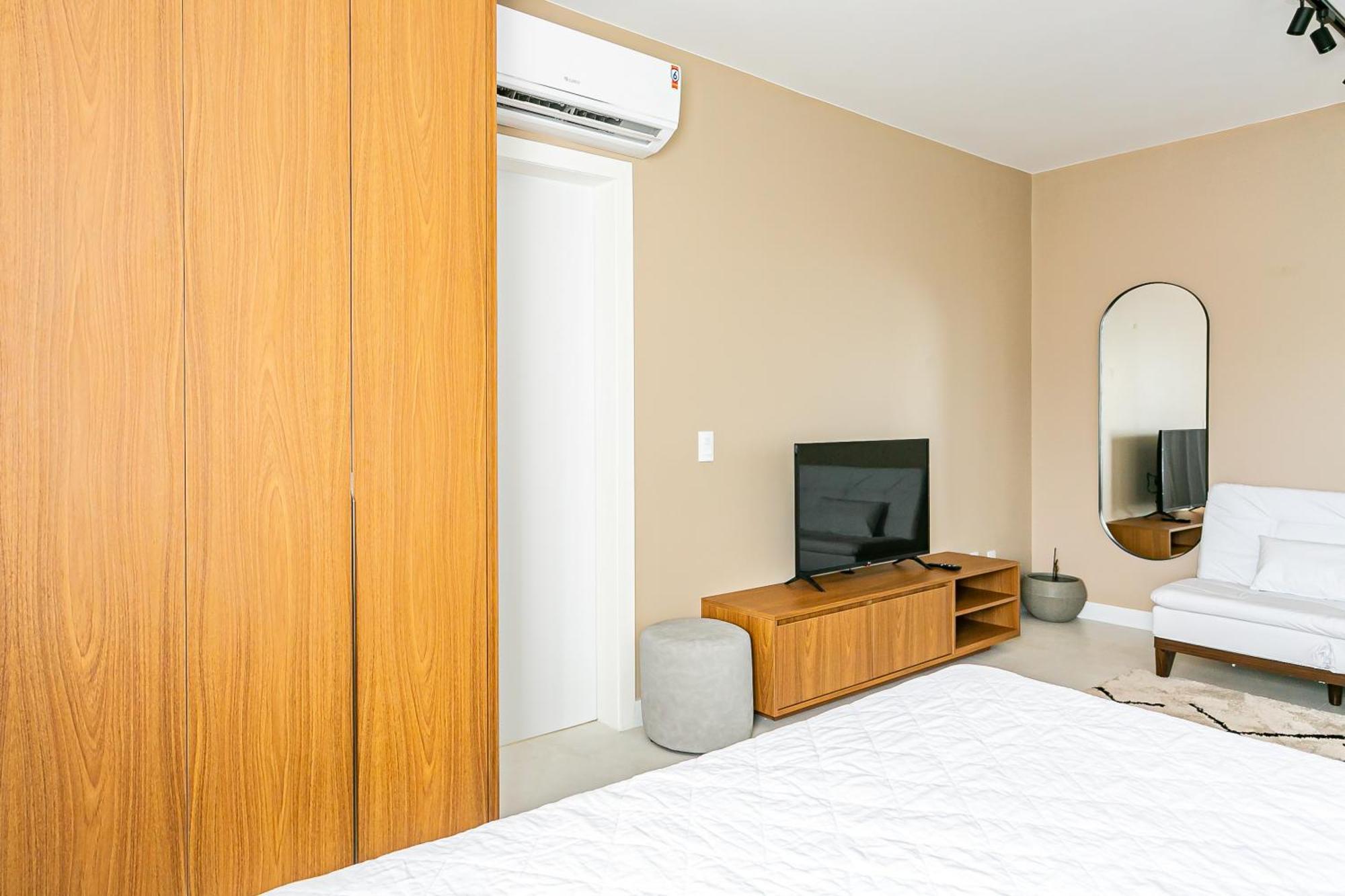 Predio Com Apartamentos Completos, Com Piscina E A Passos Da Praia - Agua Marinha ฟลอเรียนอโปลิส ภายนอก รูปภาพ