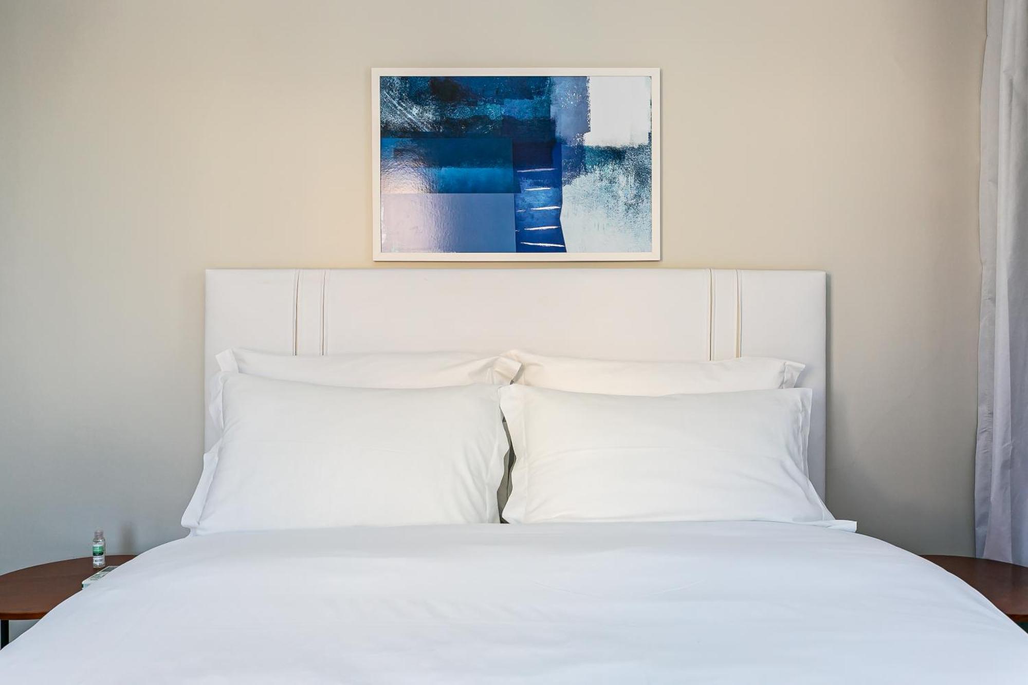 Predio Com Apartamentos Completos, Com Piscina E A Passos Da Praia - Agua Marinha ฟลอเรียนอโปลิส ภายนอก รูปภาพ